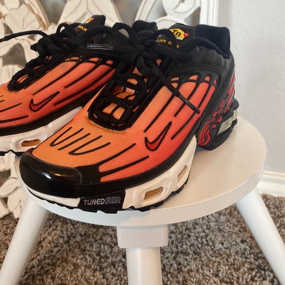 Nike Air Max Plus III "Black/Pimento/Ceramic-Resin" YOUTH Shoe size 4.5 ✨ - Picture 4 of 16